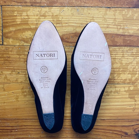 Natori Elegant Black Velvet Mules - Picture 3 of 7